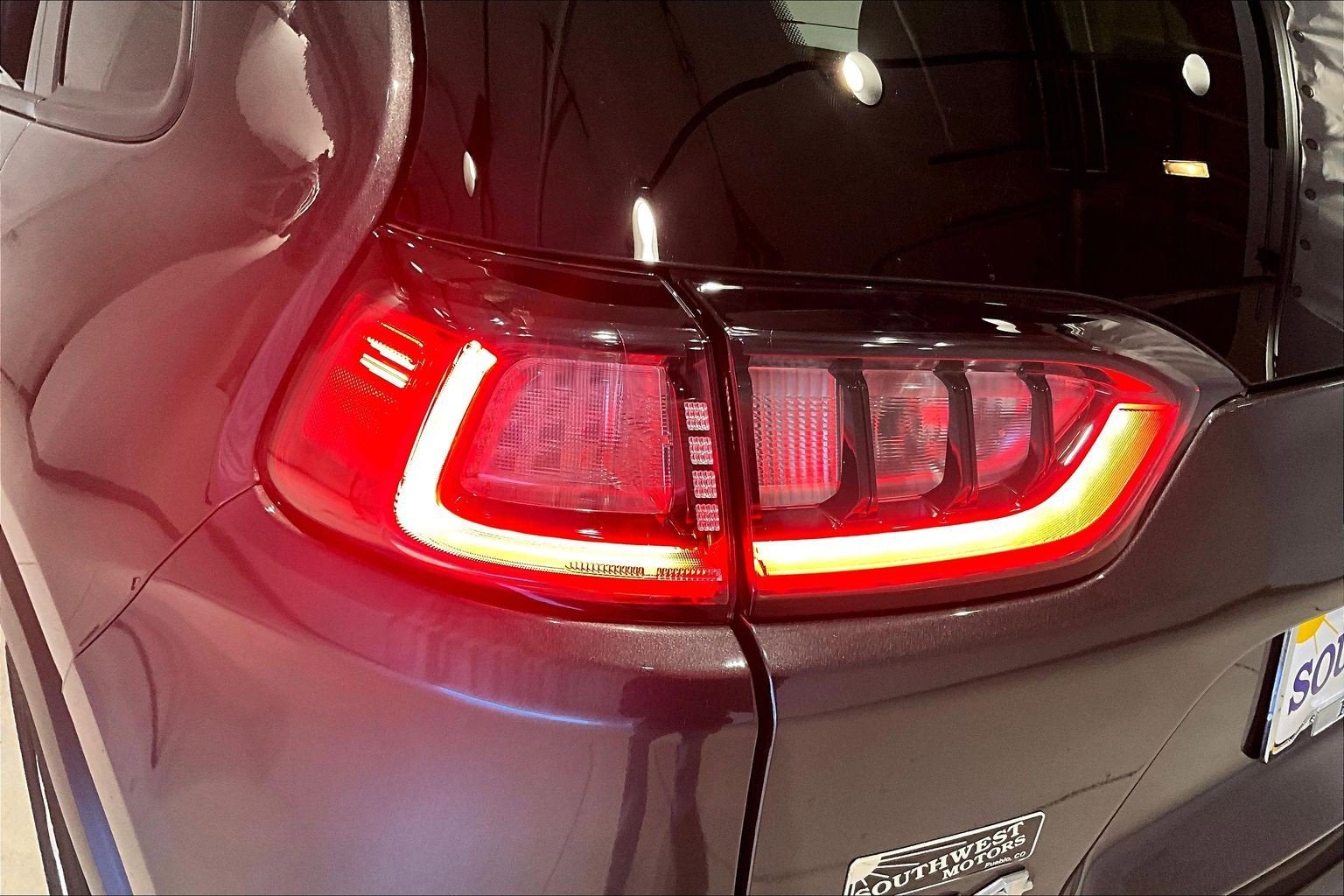 2022 Jeep Cherokee Latitude Lux