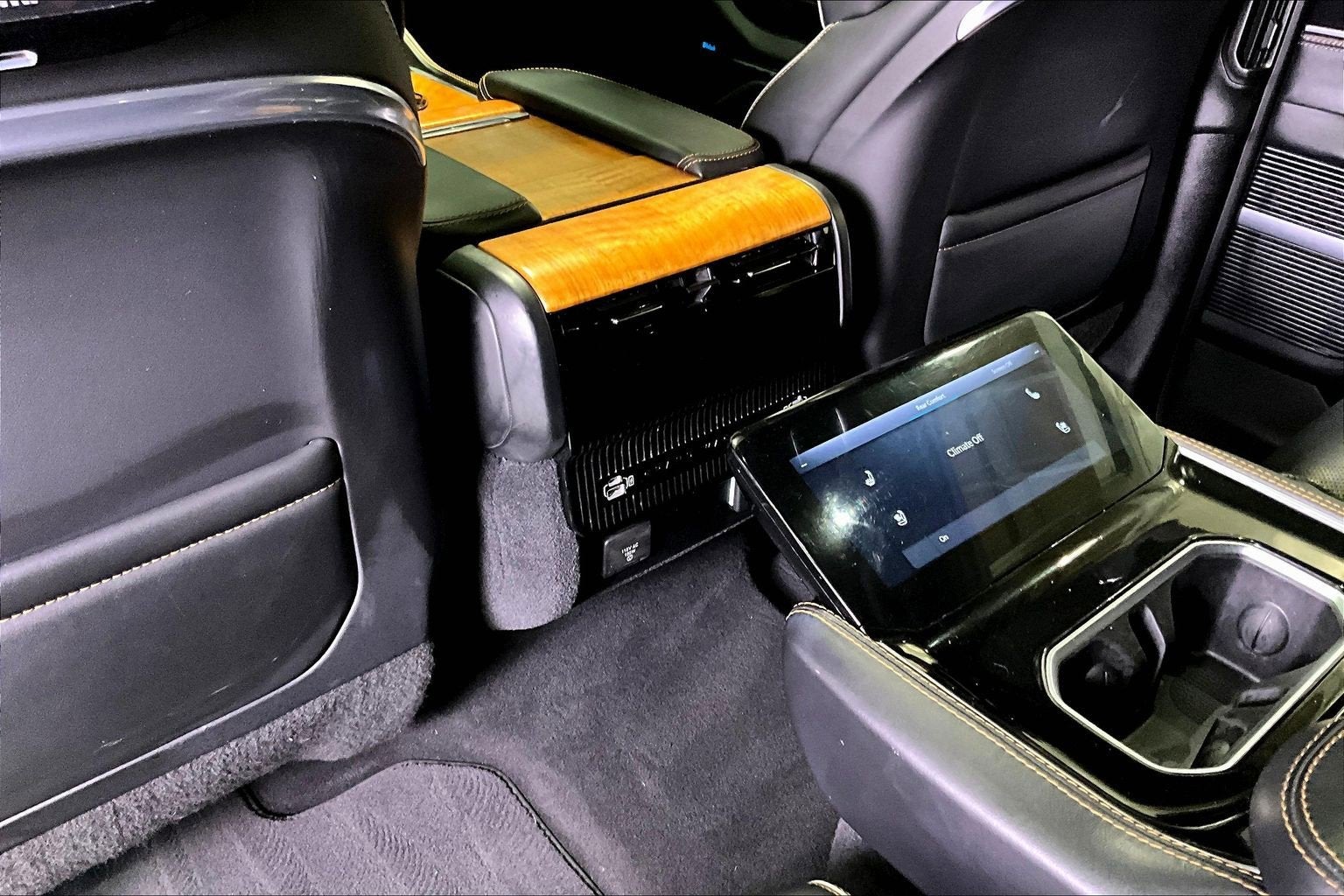 2023 Jeep Grand Wagoneer Series III