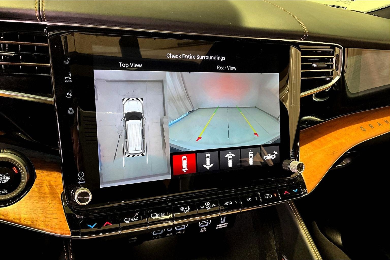 2023 Jeep Grand Wagoneer Series III