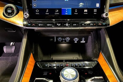 2023 Jeep Grand Wagoneer Series III