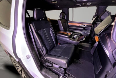 2023 Jeep Grand Wagoneer Series III