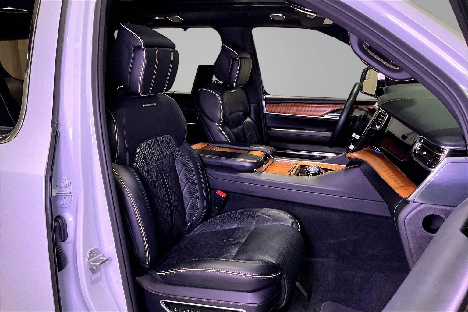 2023 Jeep Grand Wagoneer Series III