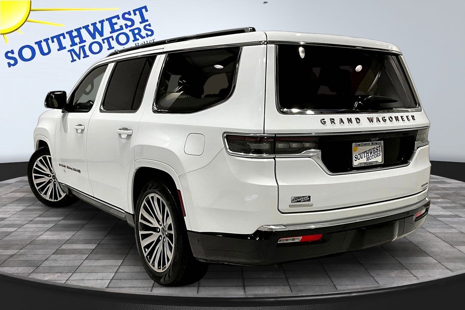 2023 Jeep Grand Wagoneer Series III