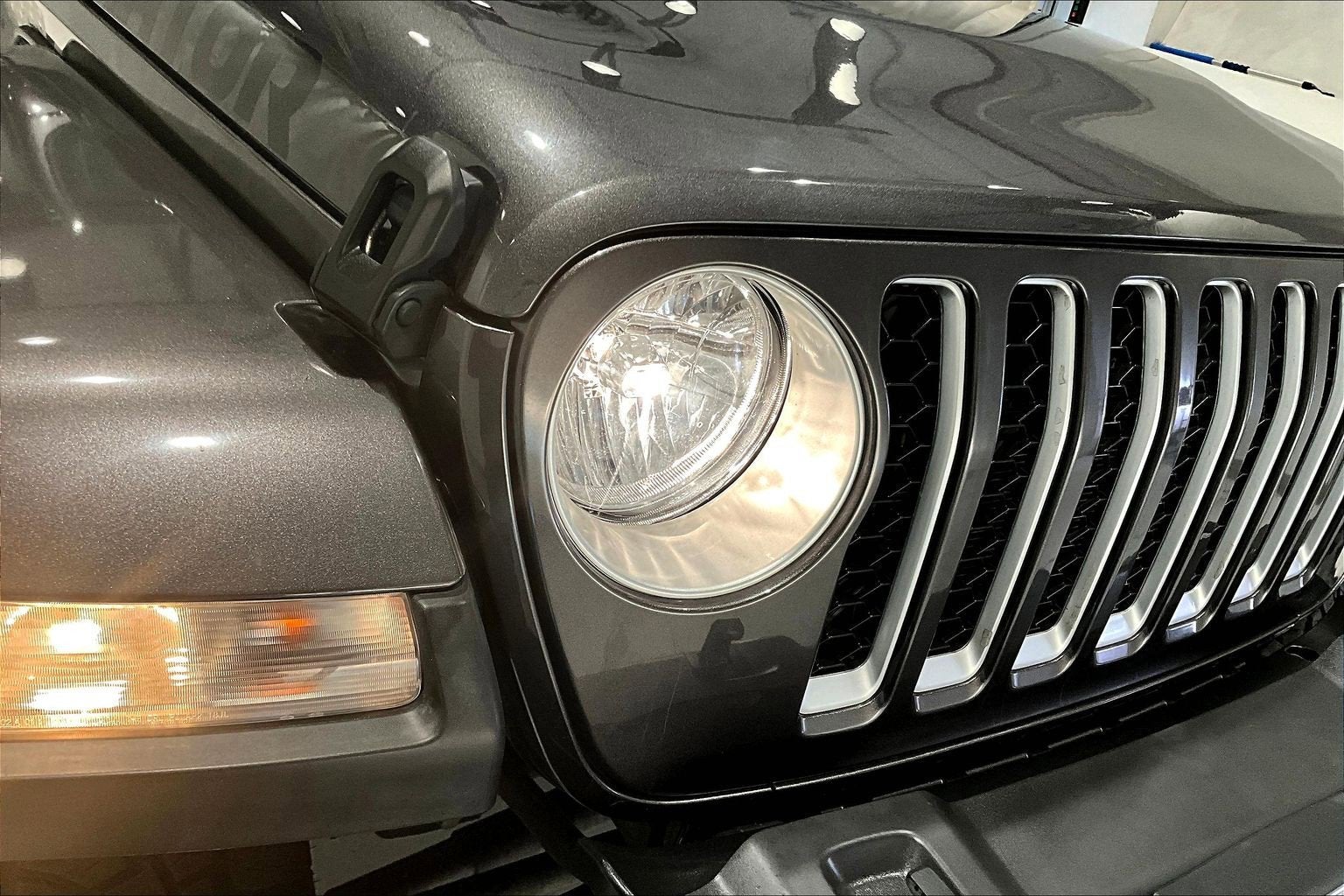 2021 Jeep Gladiator Overland