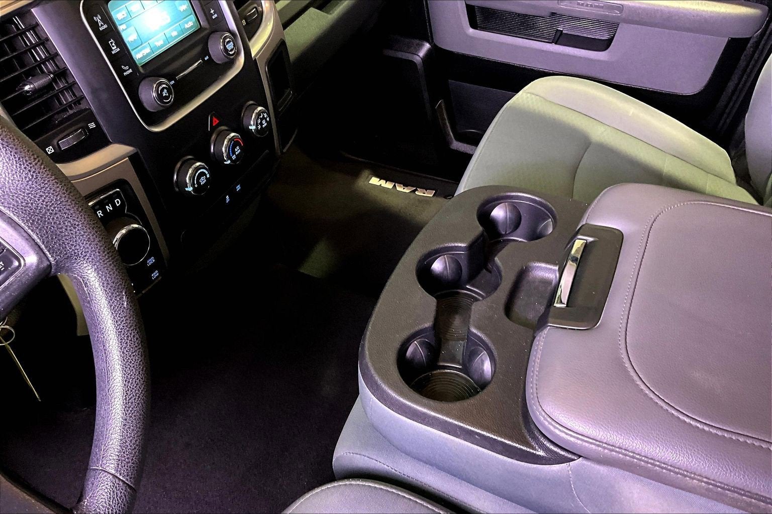 2017 RAM 1500 SLT