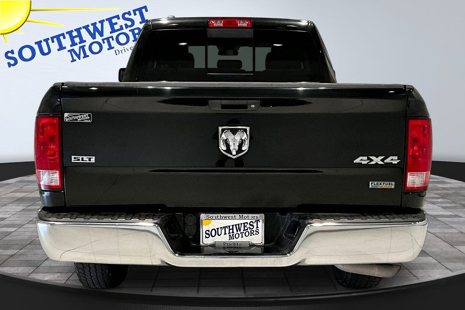 2017 RAM 1500 SLT
