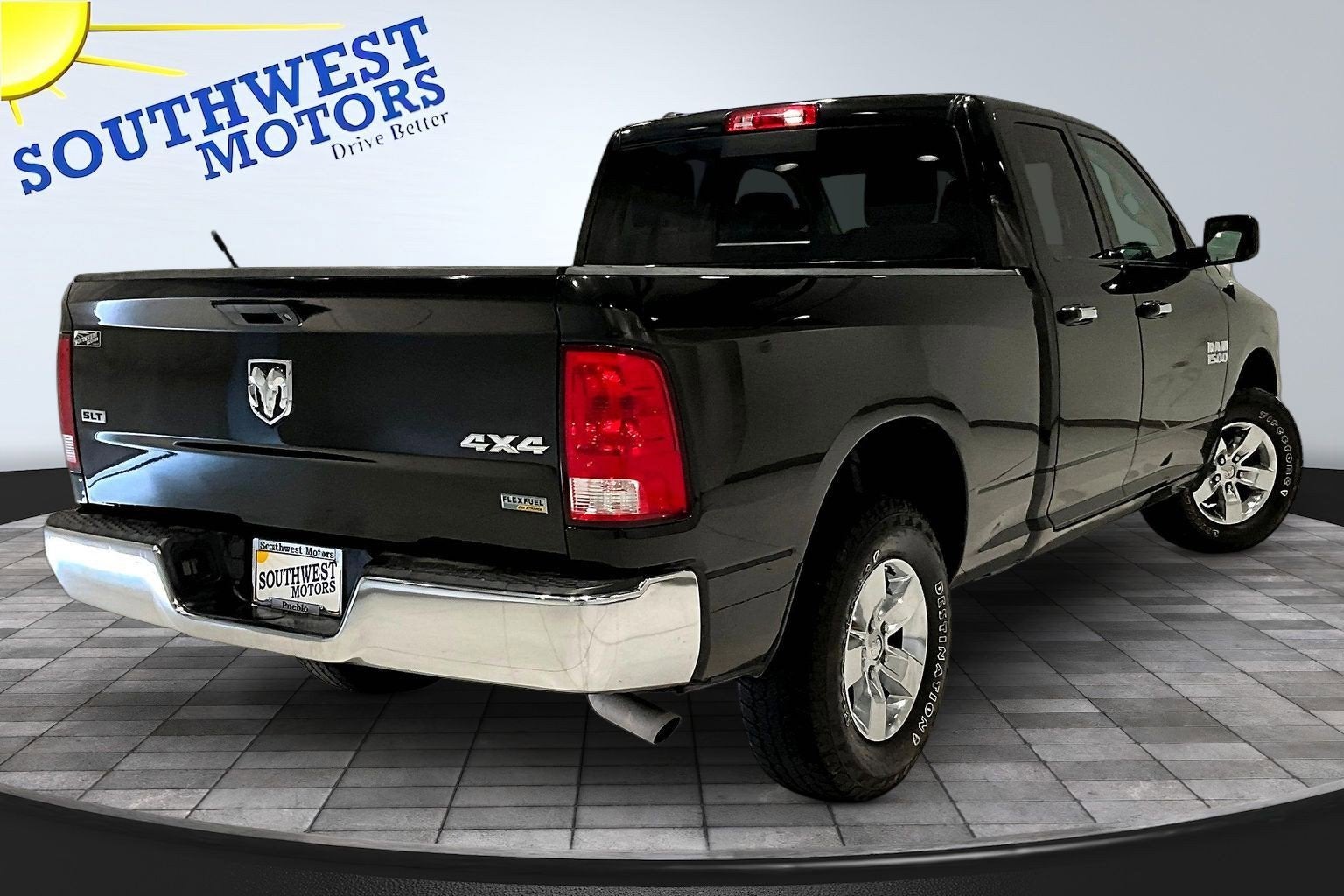 2017 RAM 1500 SLT