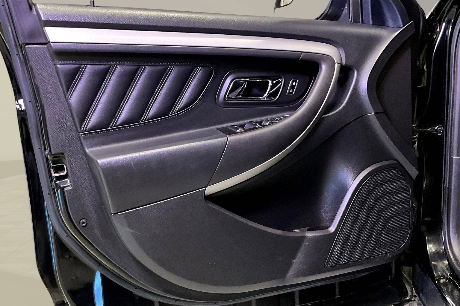 2018 Ford Taurus SEL