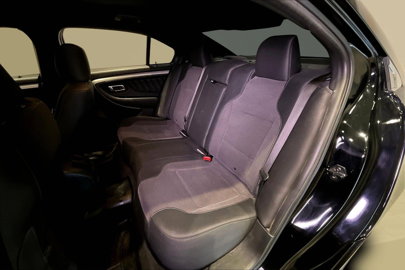 2018 Ford Taurus SEL