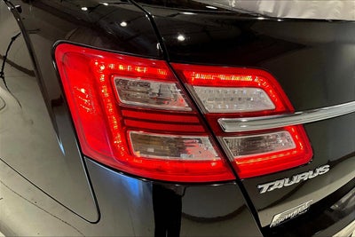 2018 Ford Taurus SEL