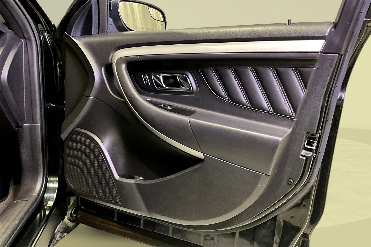 2018 Ford Taurus SEL