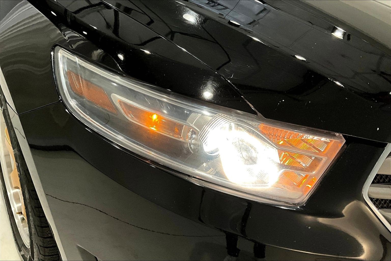 2018 Ford Taurus SEL