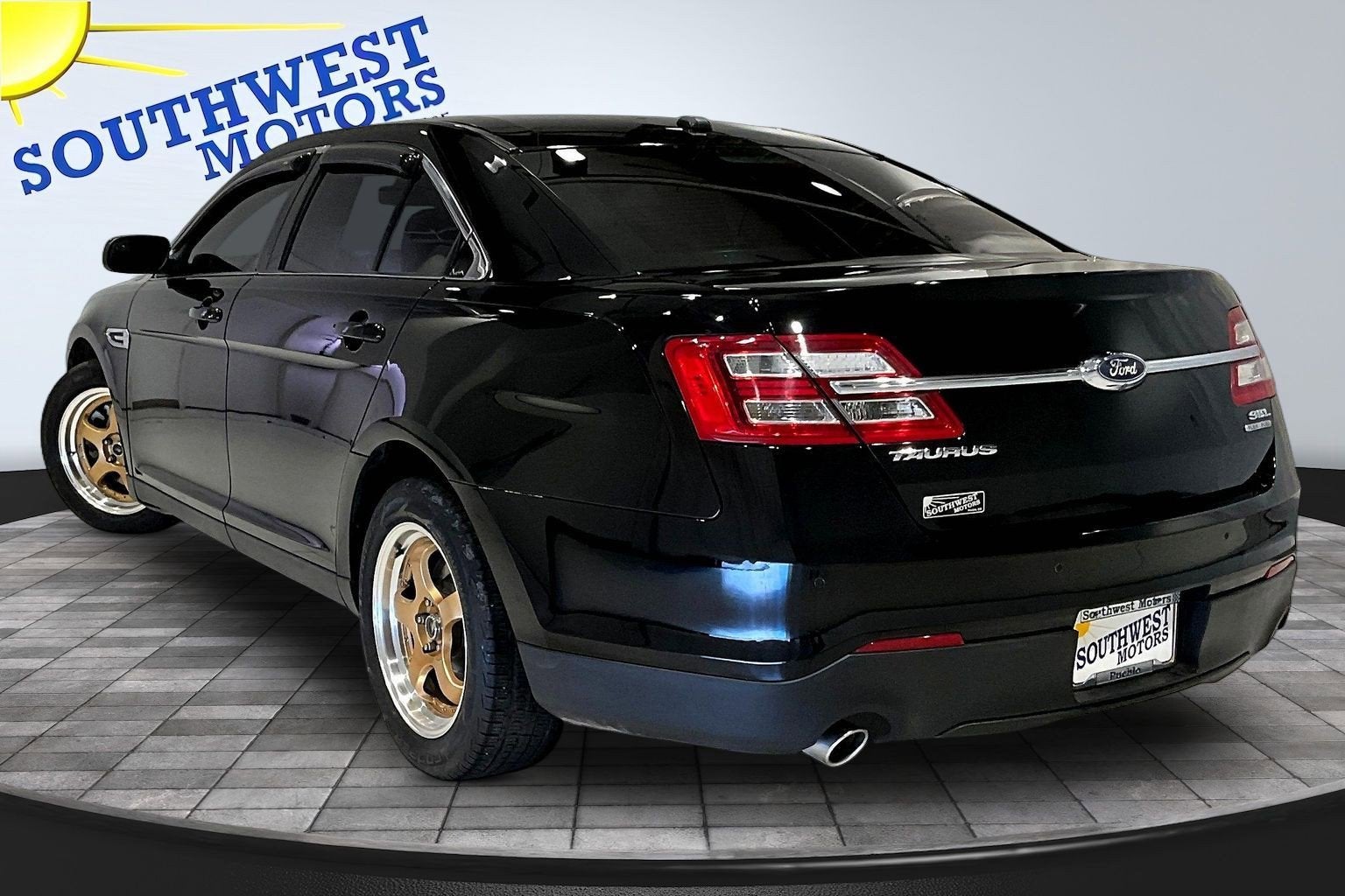 2018 Ford Taurus SEL