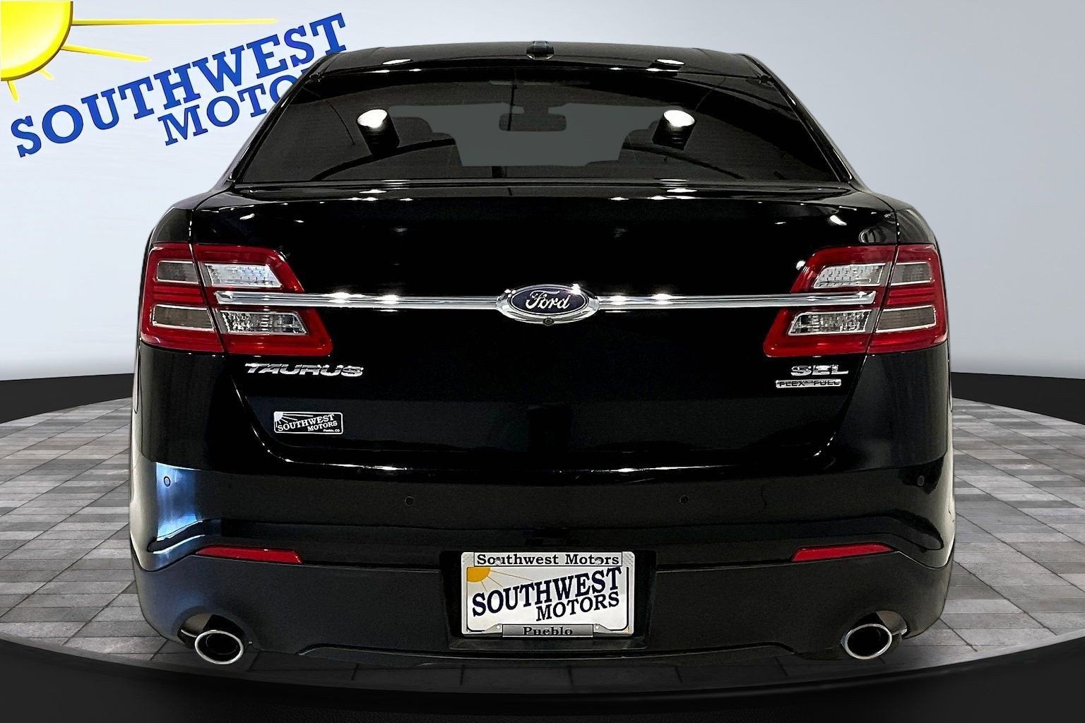 2018 Ford Taurus SEL