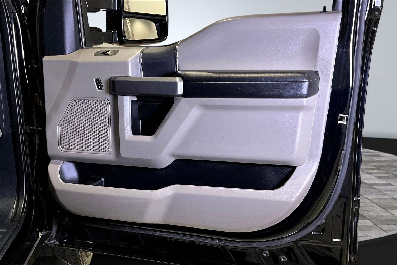 2022 Ford Super Duty F-250 SRW XLT