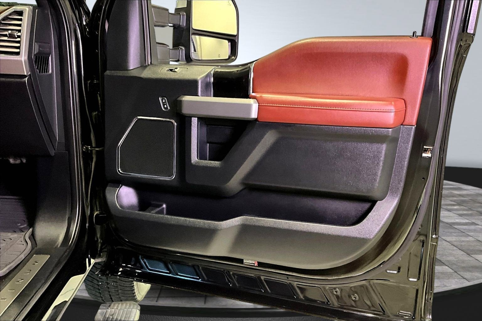 2019 Ford Super Duty F-250 SRW Platinum