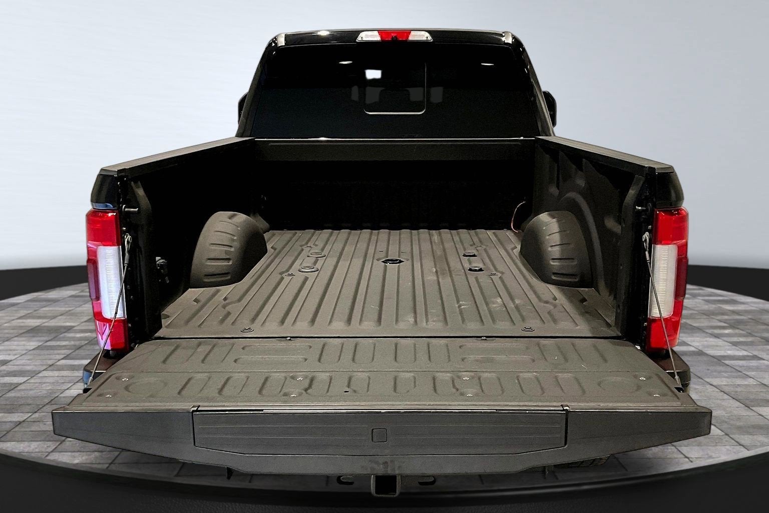 2019 Ford Super Duty F-250 SRW Platinum