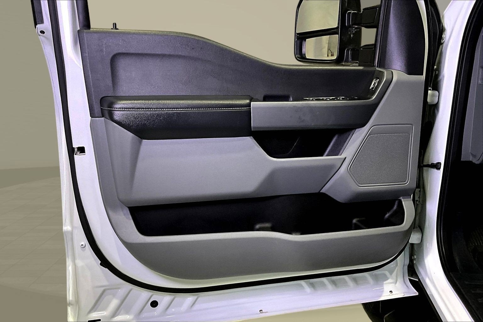 2024 Ford Super Duty F-350 SRW XLT