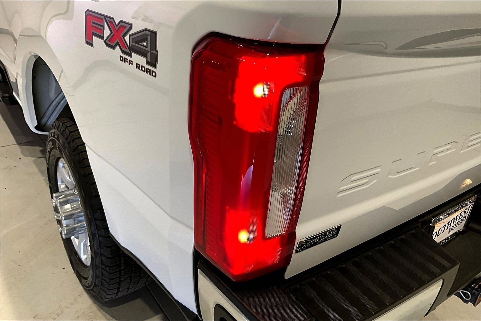 2024 Ford Super Duty F-350 SRW XLT