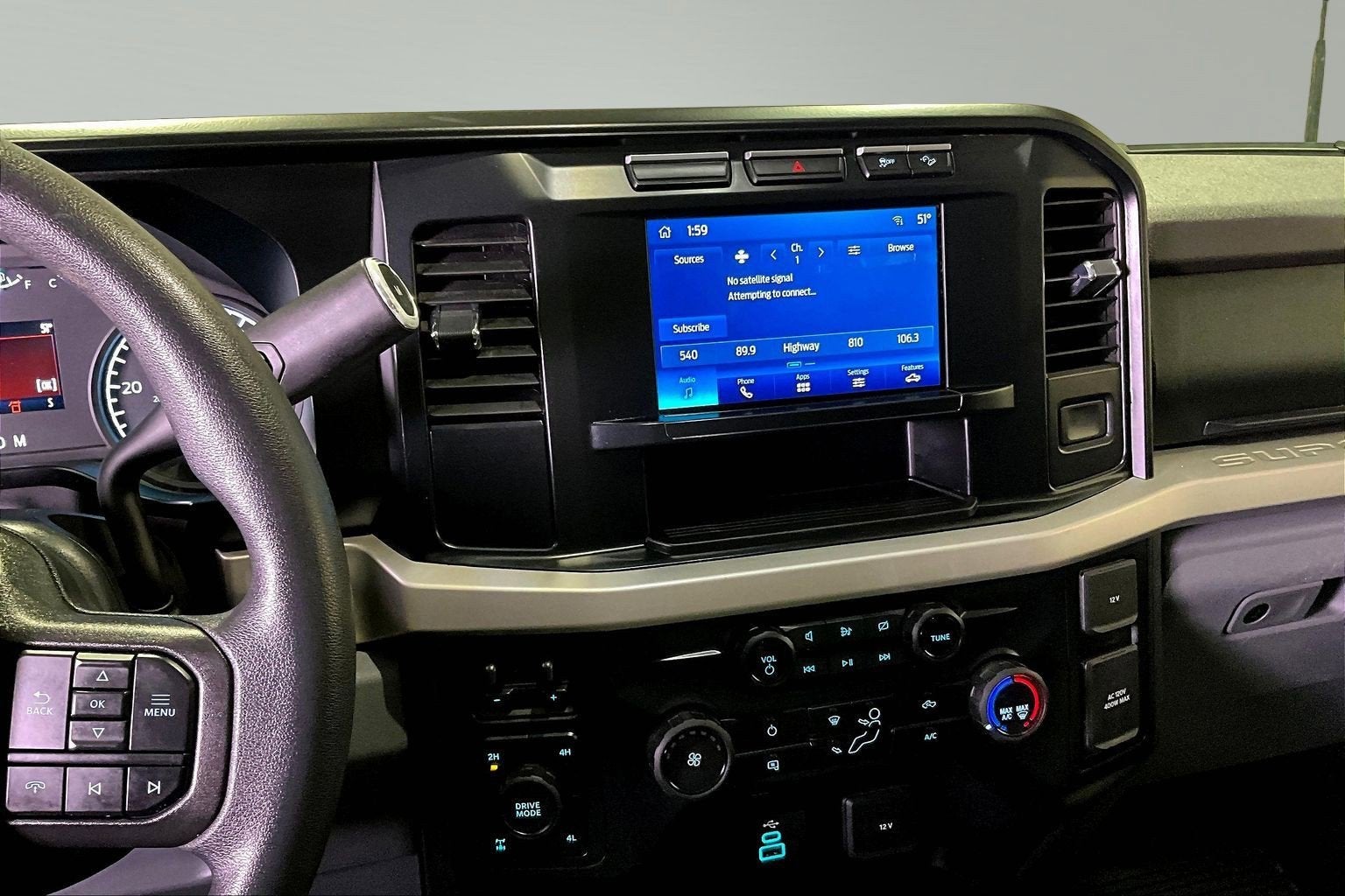 2024 Ford Super Duty F-350 SRW XLT