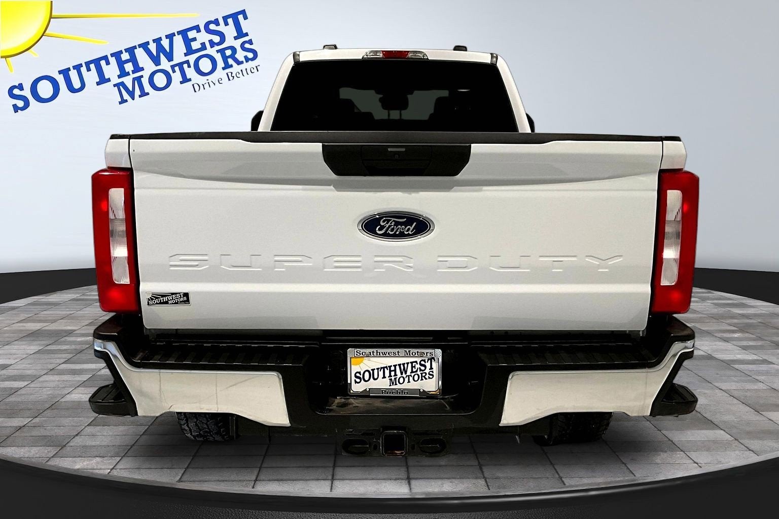 2024 Ford Super Duty F-350 SRW XLT