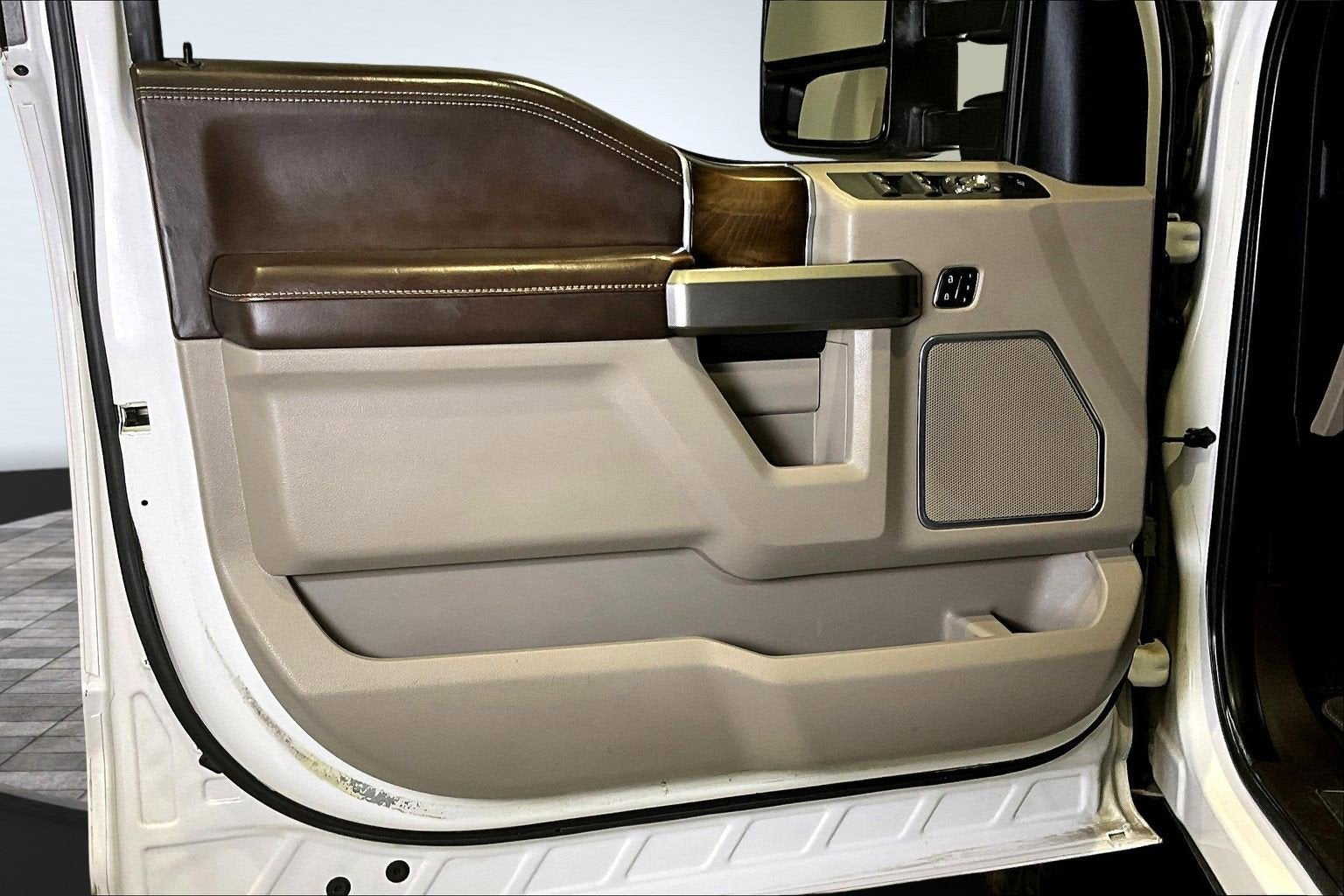 2019 Ford Super Duty F-350 SRW Limited