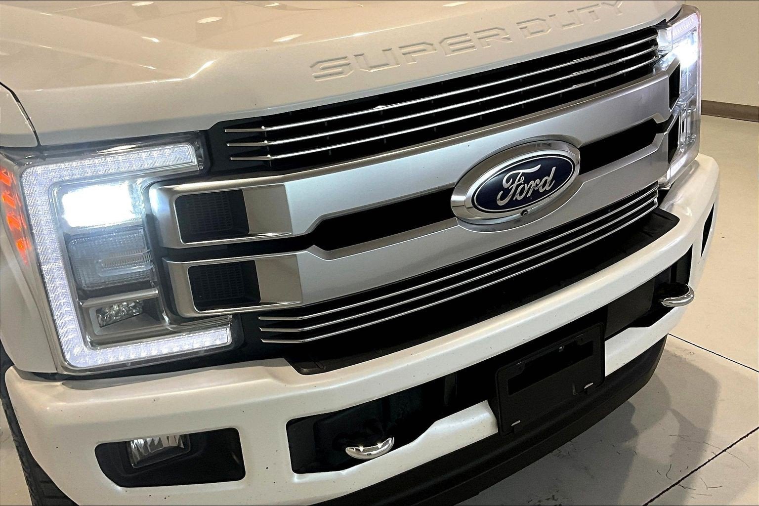 2019 Ford Super Duty F-350 SRW Limited