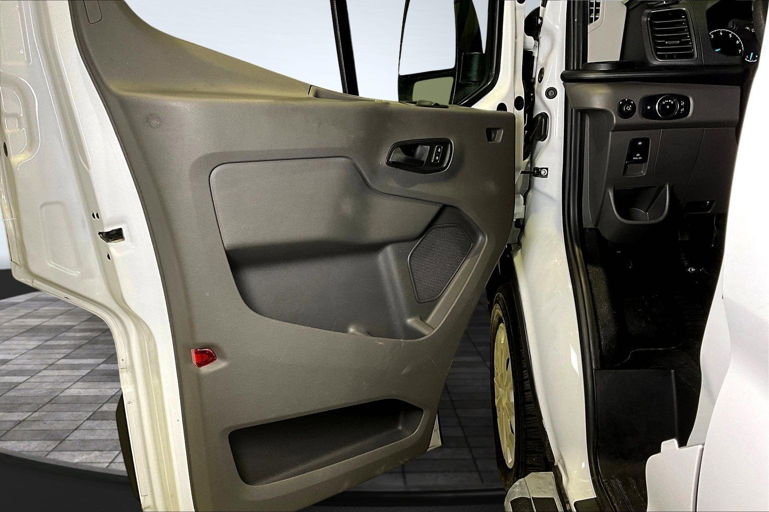 2024 Ford Transit Cargo Van Base