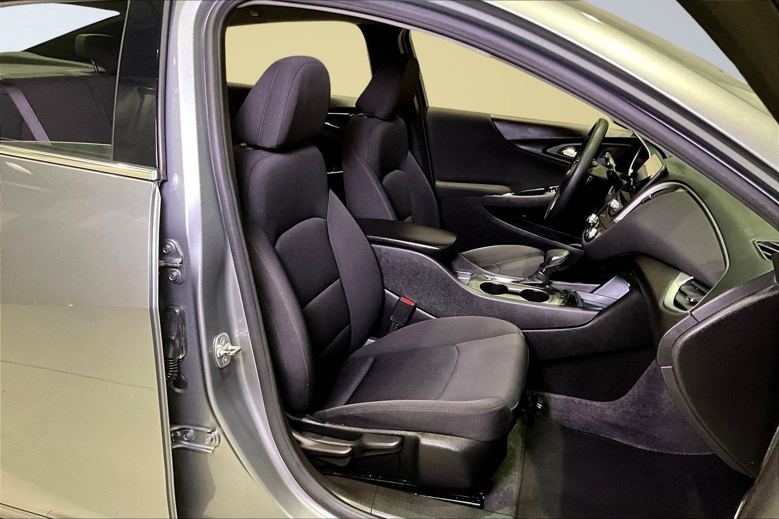 2024 Chevrolet Malibu LS