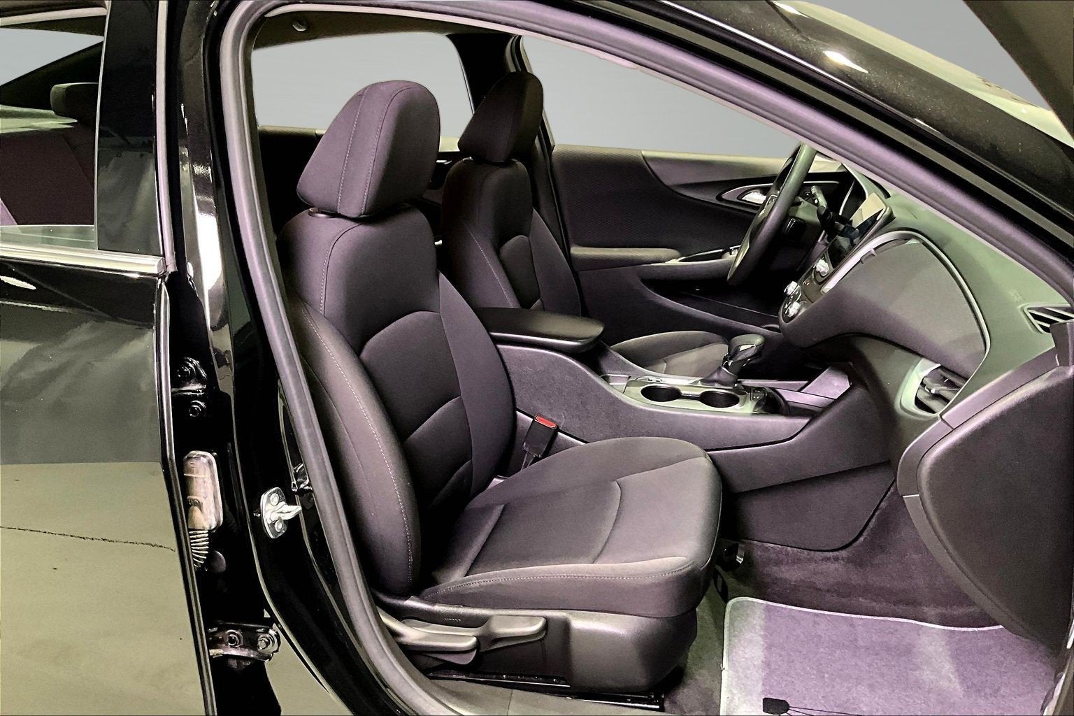 2024 Chevrolet Malibu LS