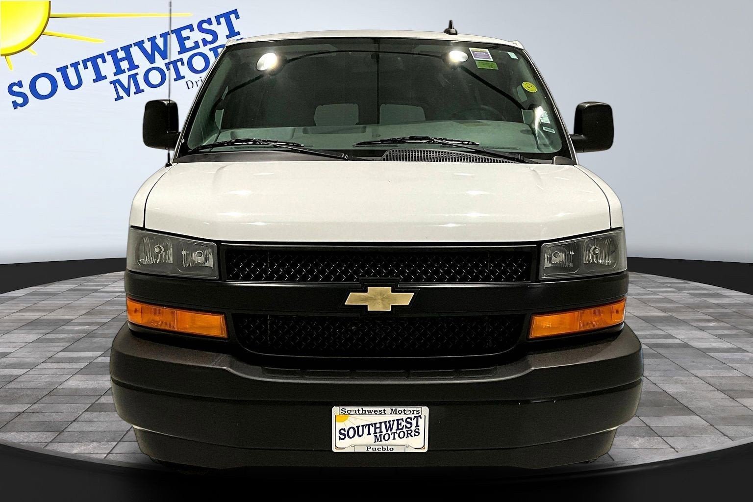 2023 Chevrolet Express Passenger LS