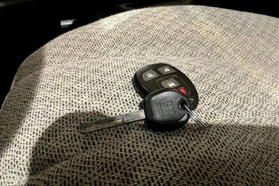 2023 Chevrolet Express Passenger LS