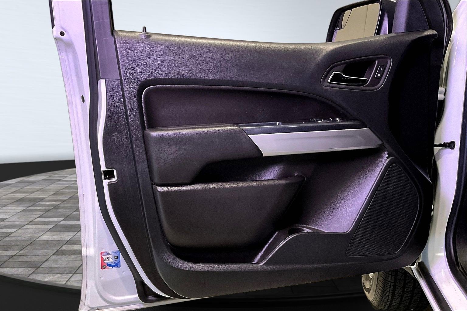 2022 Chevrolet Colorado 2WD LT