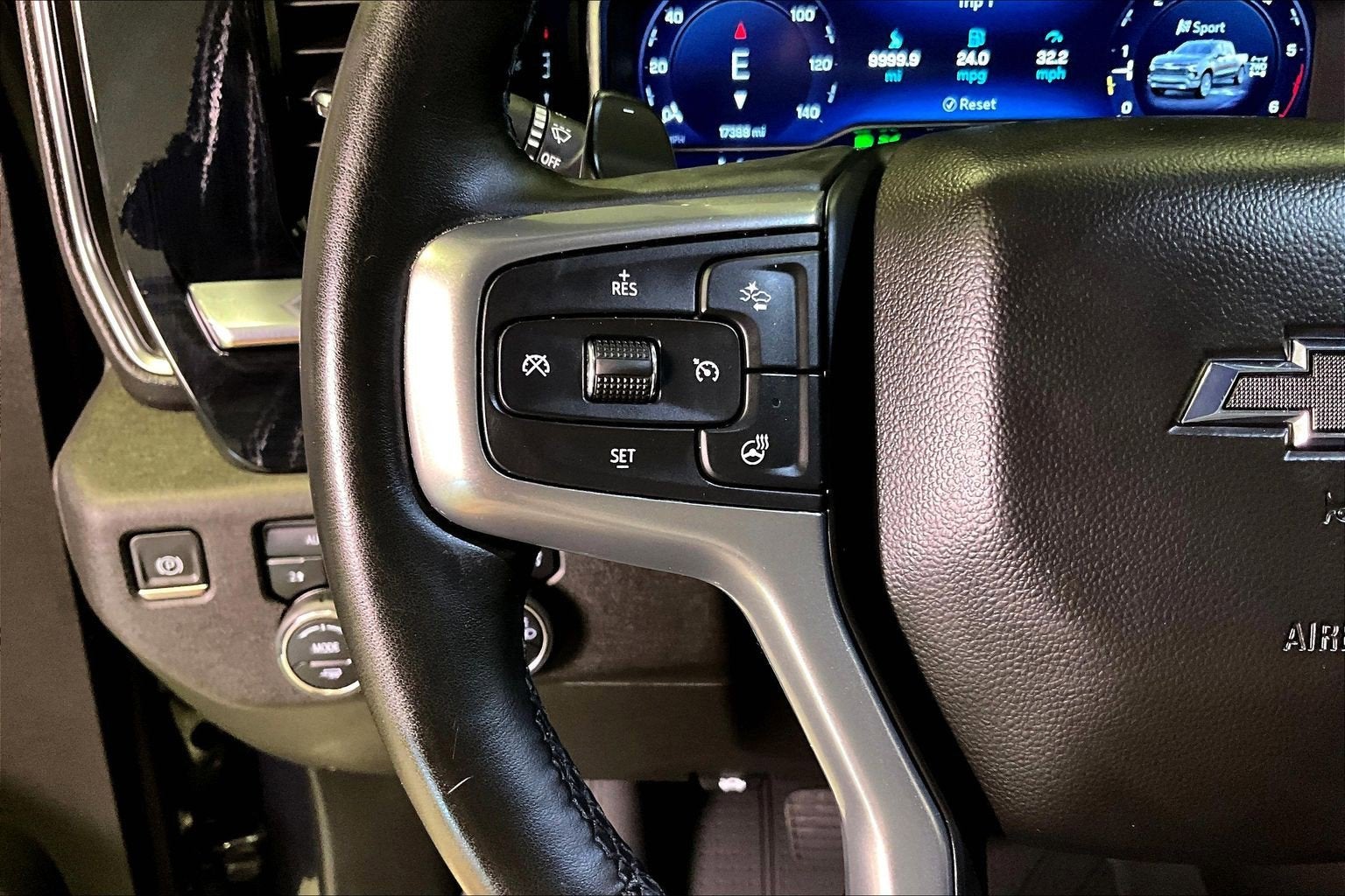 2024 Chevrolet Silverado 1500 RST