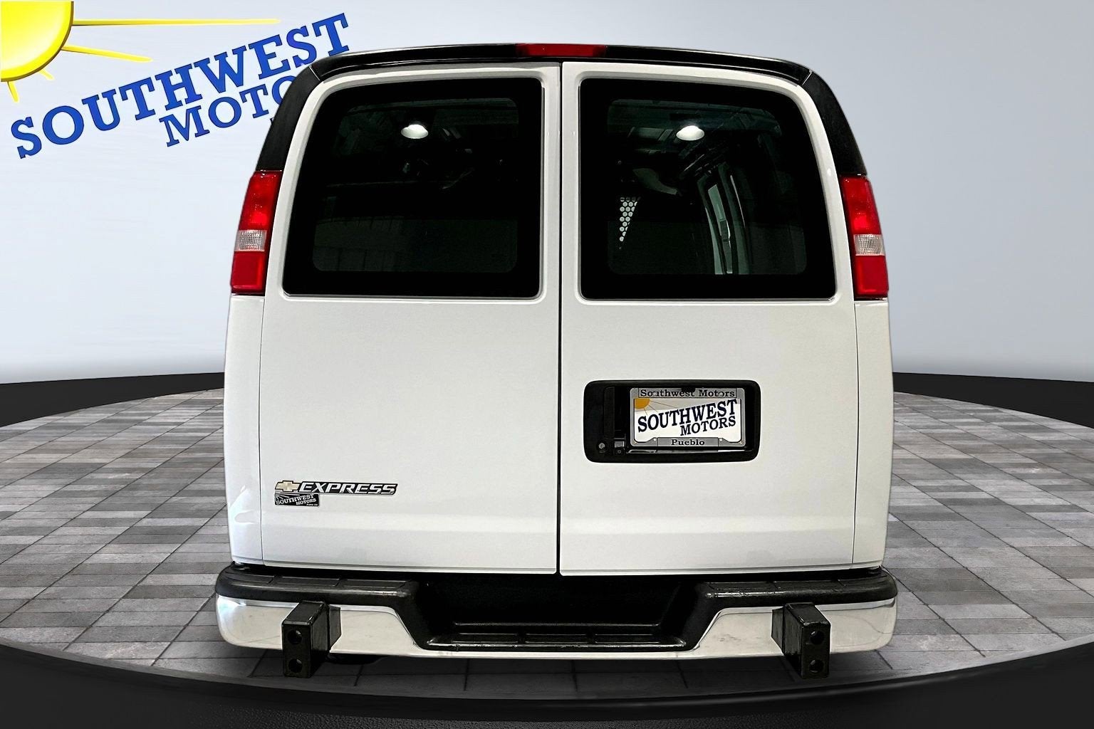 2024 Chevrolet Express Cargo Van RWD 2500