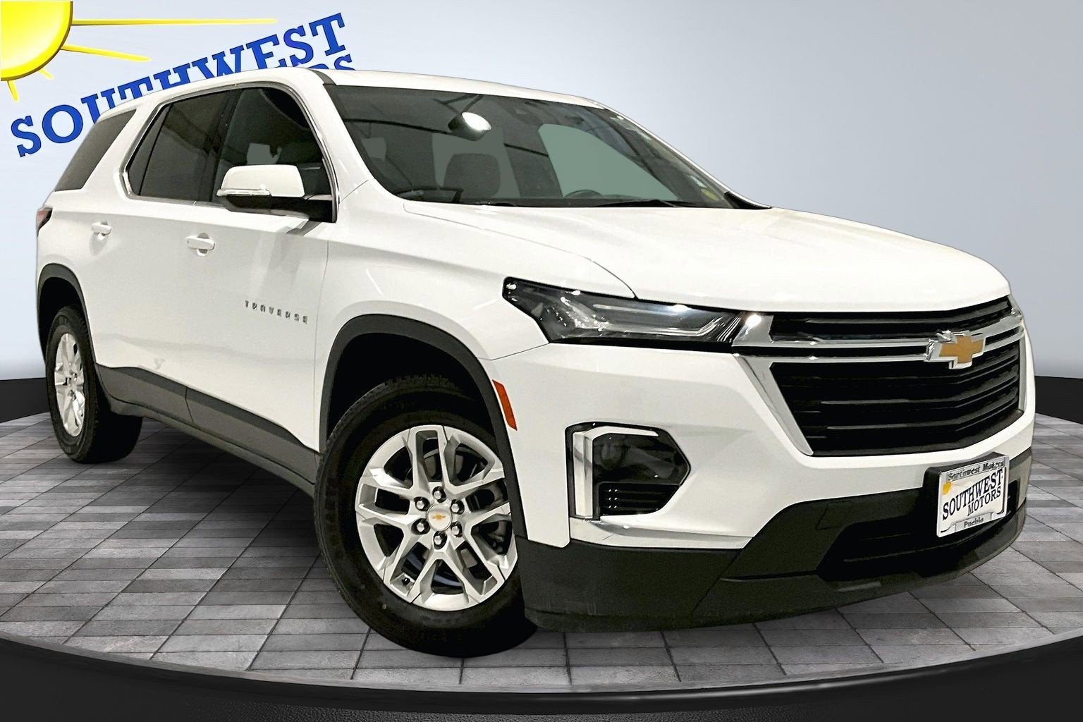 2023 Chevrolet Traverse LS