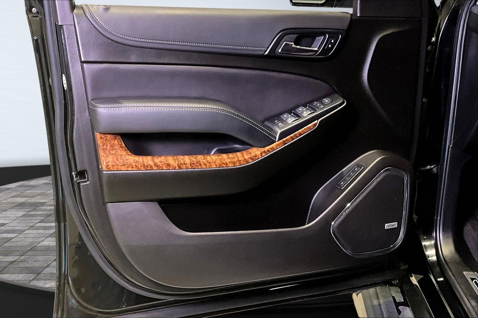 2020 Chevrolet Suburban Premier