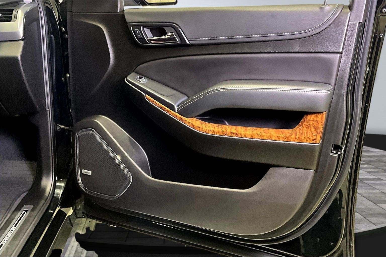 2020 Chevrolet Suburban Premier