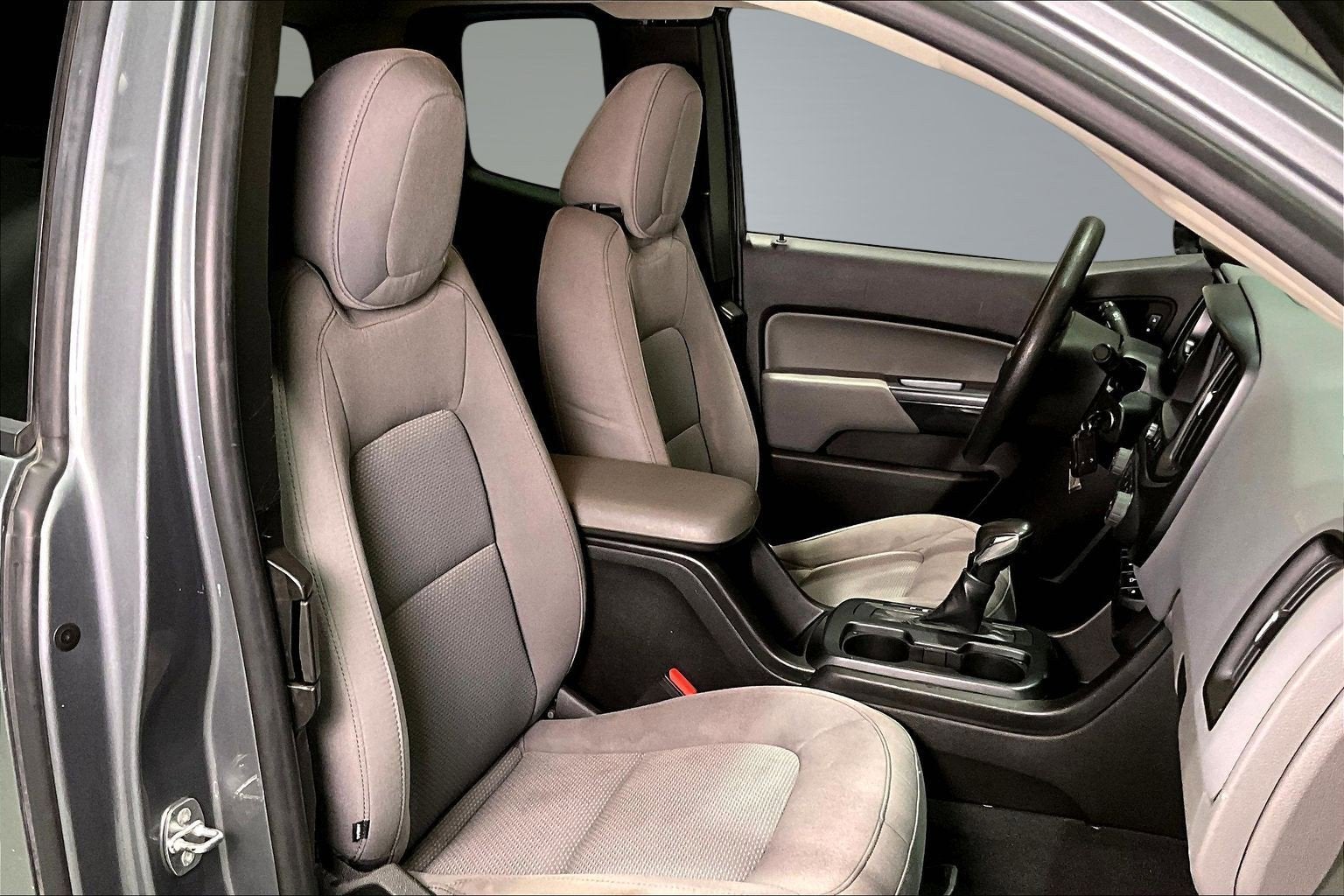 2022 GMC Canyon 4WD Elevation Standard