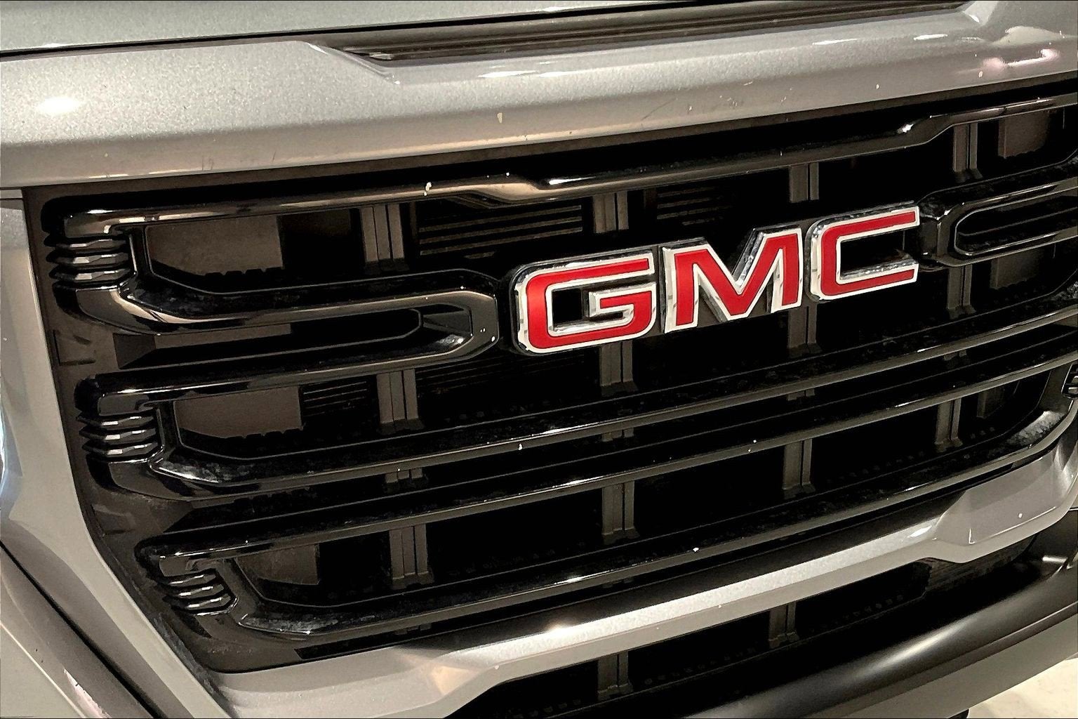 2022 GMC Canyon 4WD Elevation Standard