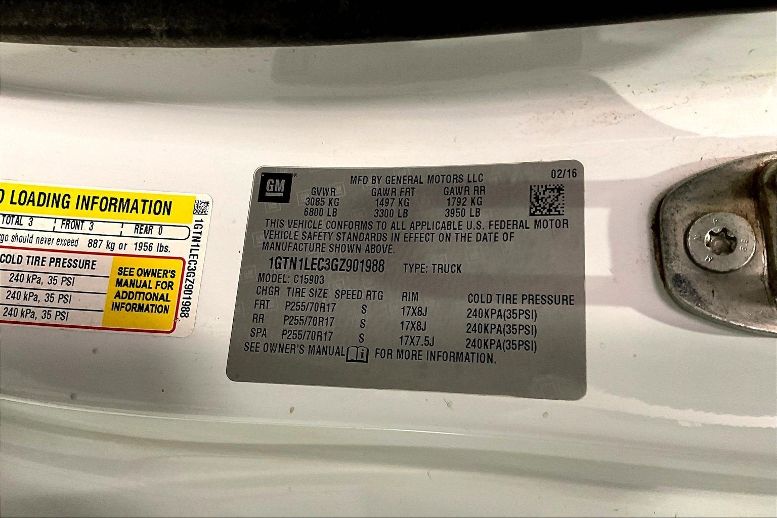 2016 GMC Sierra 1500 2WD Reg Cab 133.0"