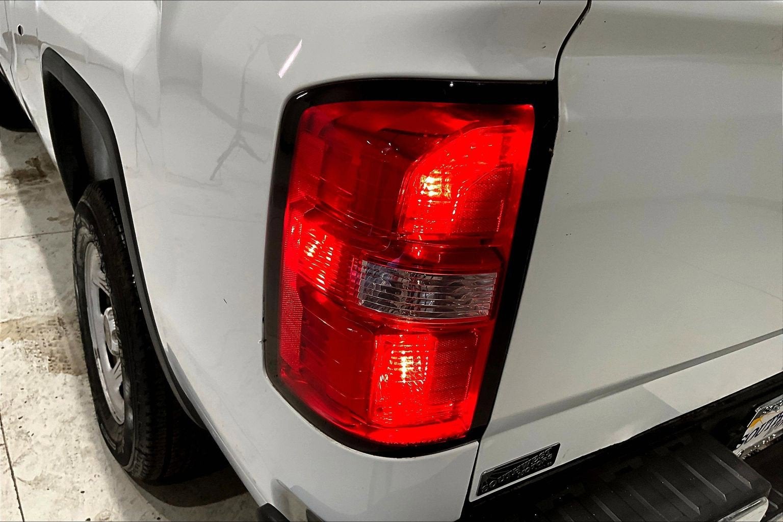 2016 GMC Sierra 1500 2WD Reg Cab 133.0"