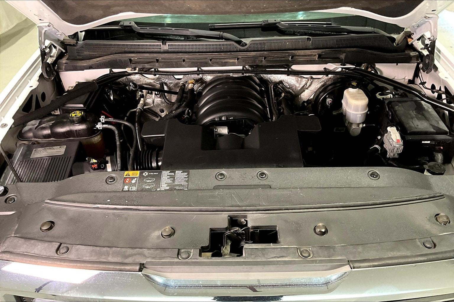 2016 GMC Sierra 1500 2WD Reg Cab 133.0"