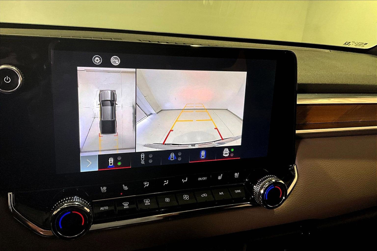 2023 GMC Canyon 4WD Denali