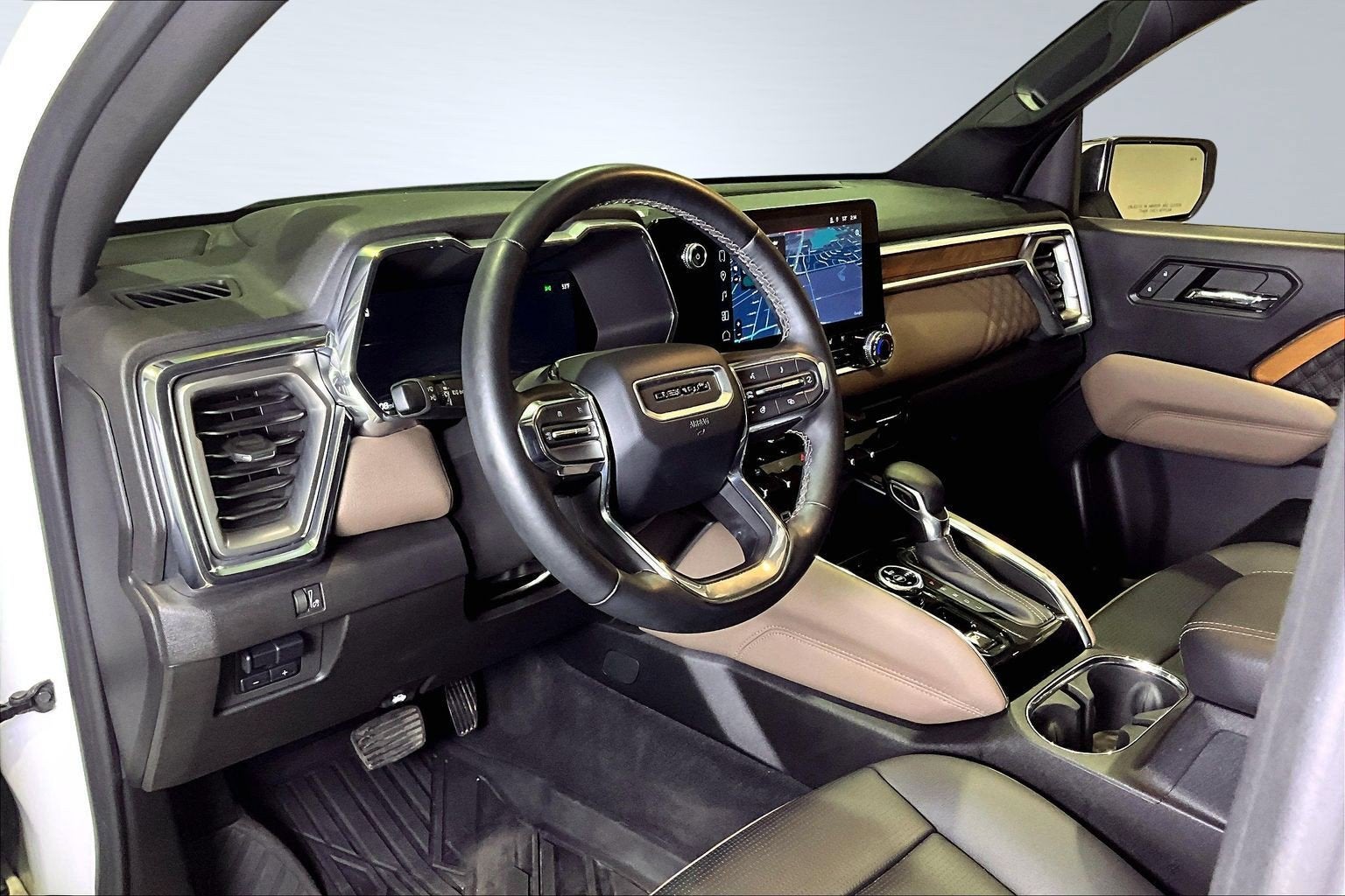 2023 GMC Canyon 4WD Denali