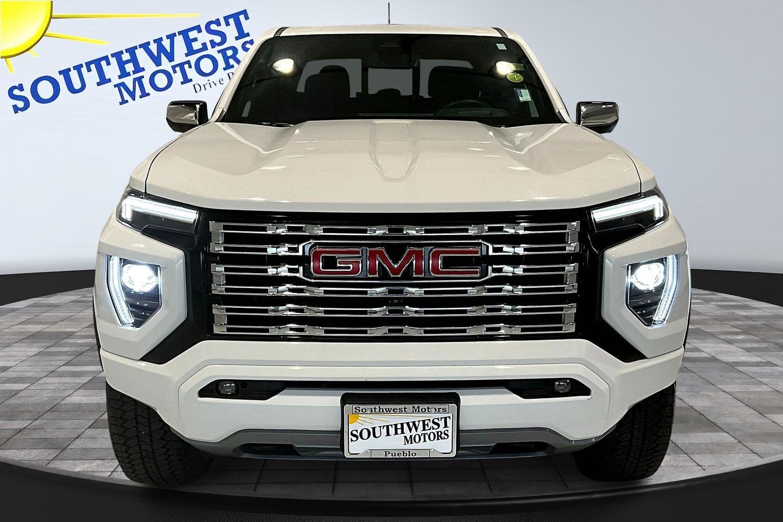 2023 GMC Canyon 4WD Denali