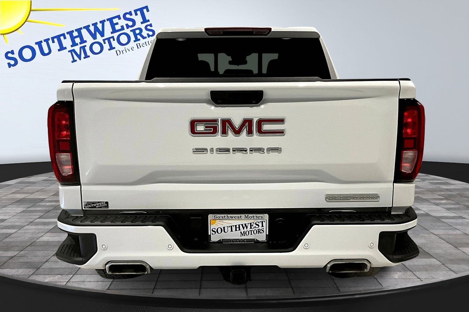 2024 GMC Sierra 1500 Elevation