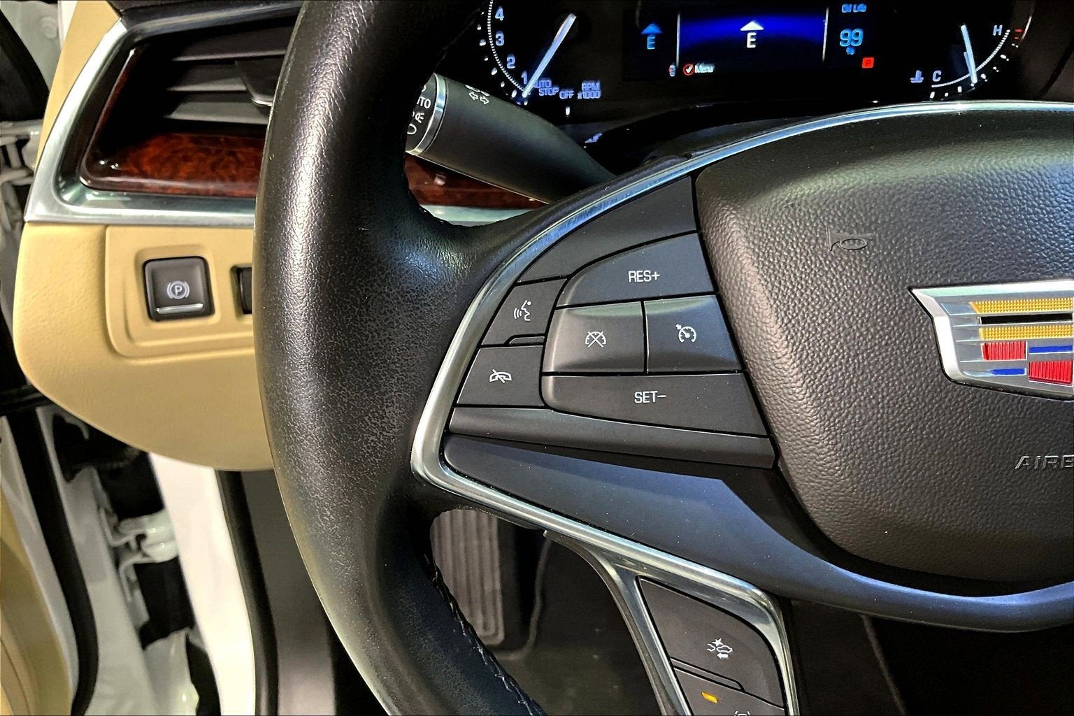 2019 Cadillac XT5 Luxury FWD