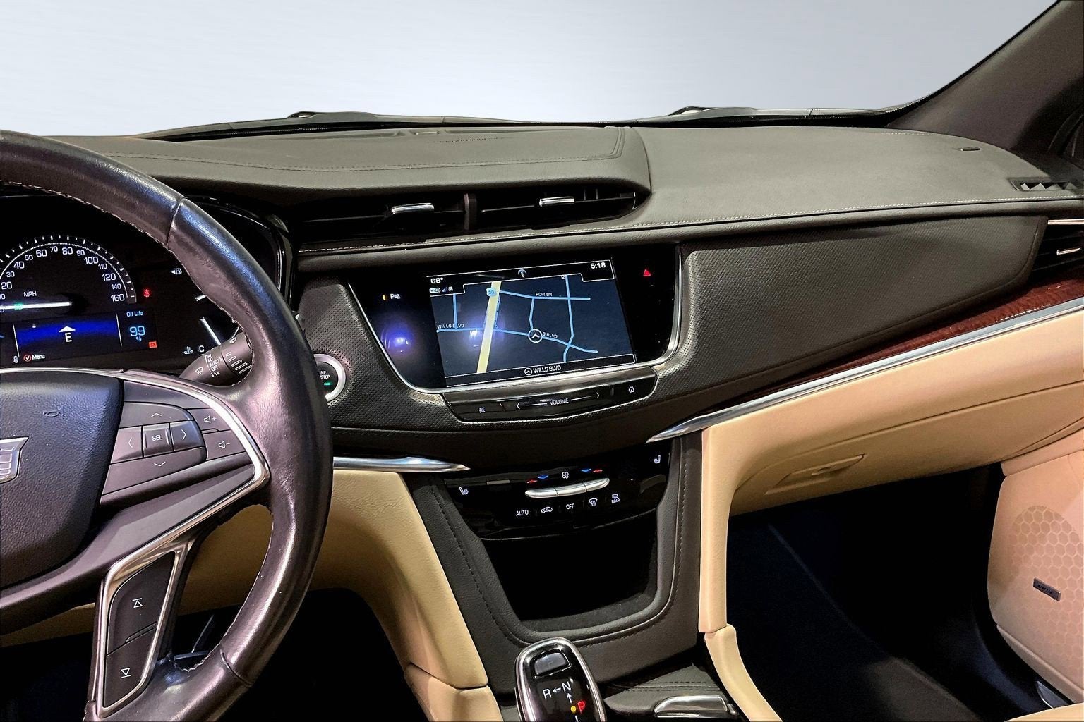 2019 Cadillac XT5 Luxury FWD