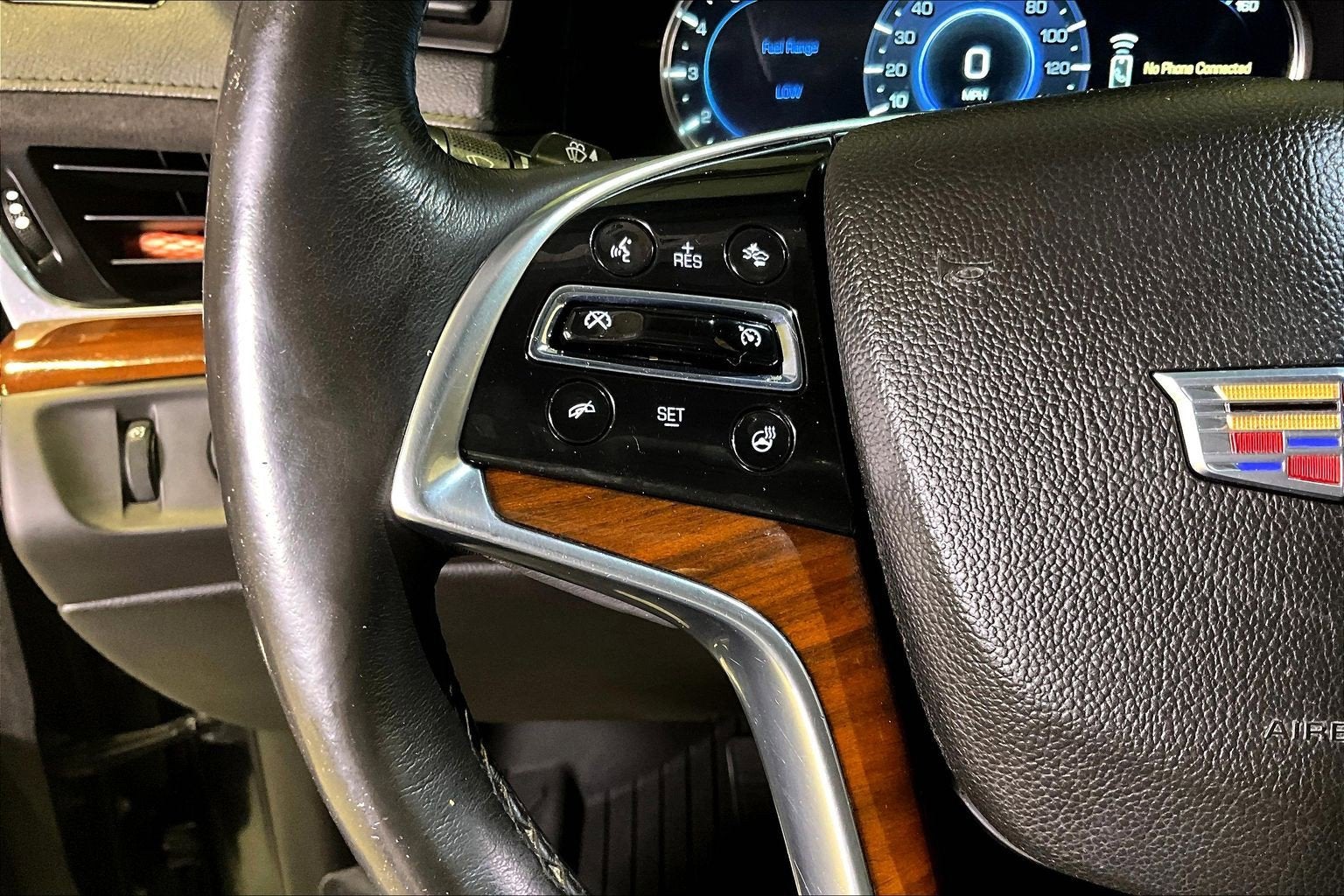 2018 Cadillac Escalade Luxury